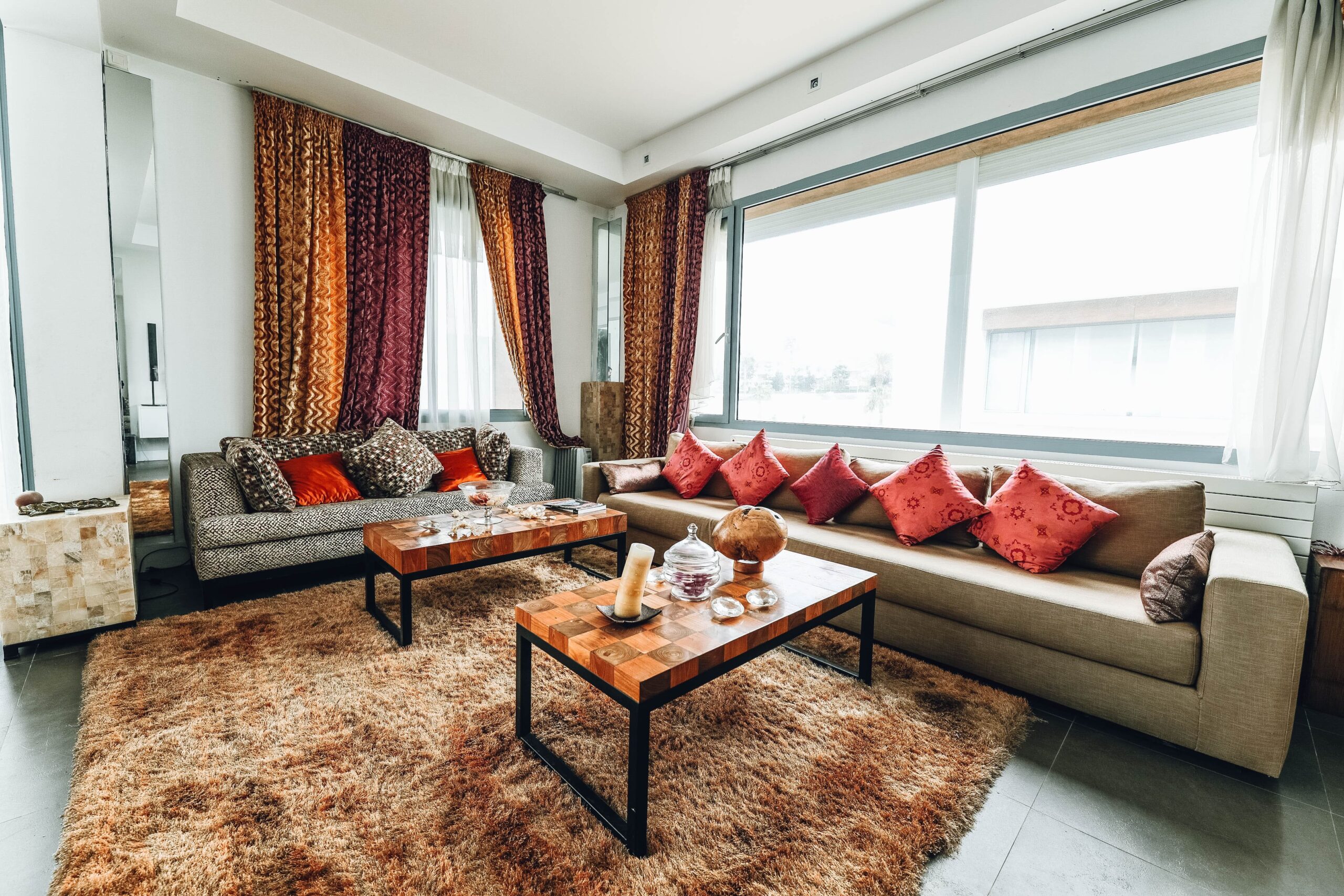 Best Flooring Ideas For Your Living Rooms