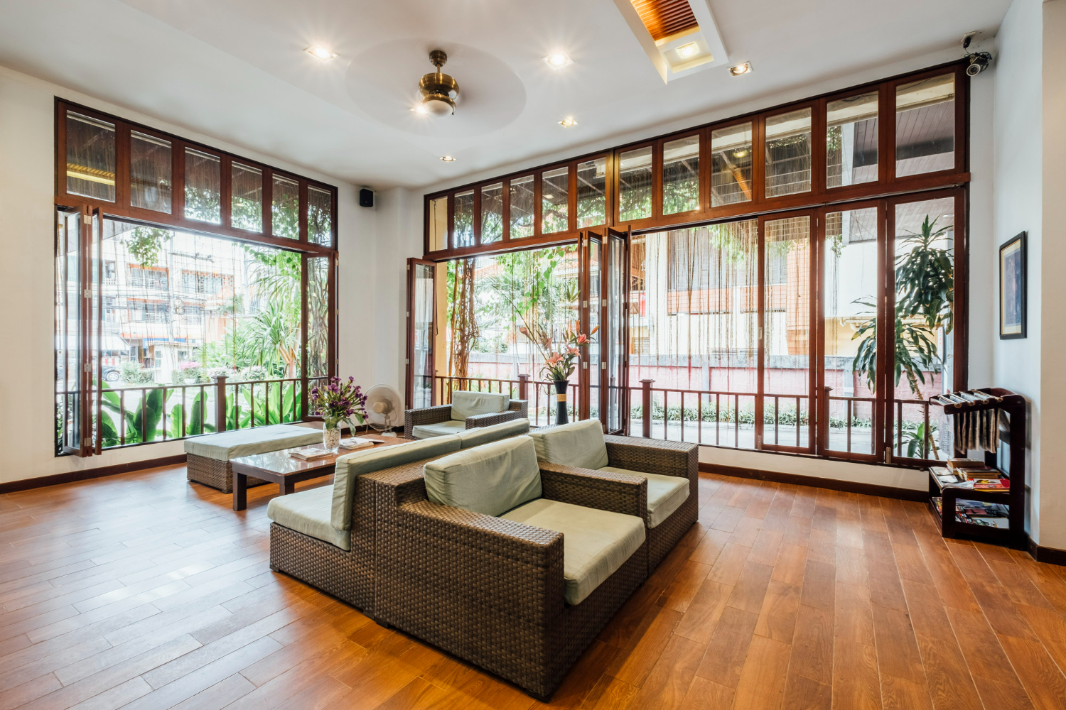 8 Ways to Create Eco Friendly Interior Designs